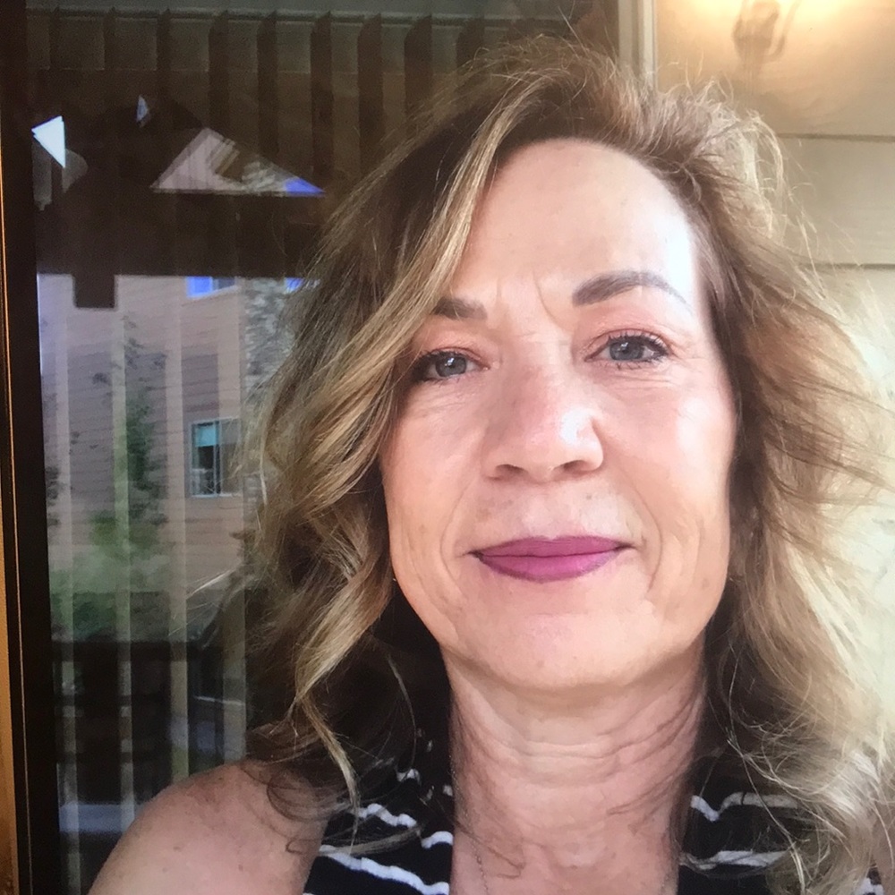 Meet your Posher, Sandra